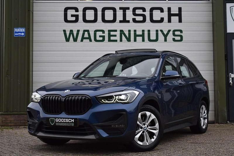 Blauw Gebruikt 2021 BMW X1 M Sport SUV | € 22.400 (Goede deal) - Afbeelding 1/4