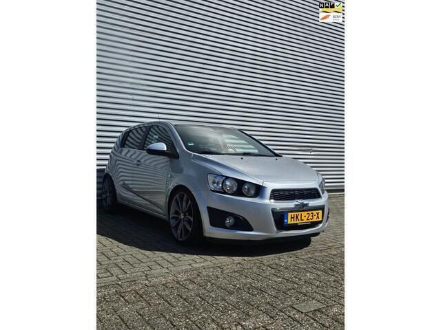 Grijs Gebruikt 2011 Chevrolet Aveo Hatchback | € 6.950 (Duur) - Afbeelding 1/4