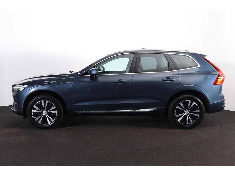 Occasion Volvo XC60 Core 350 PK (257 kW) 2023 Blauw SUV