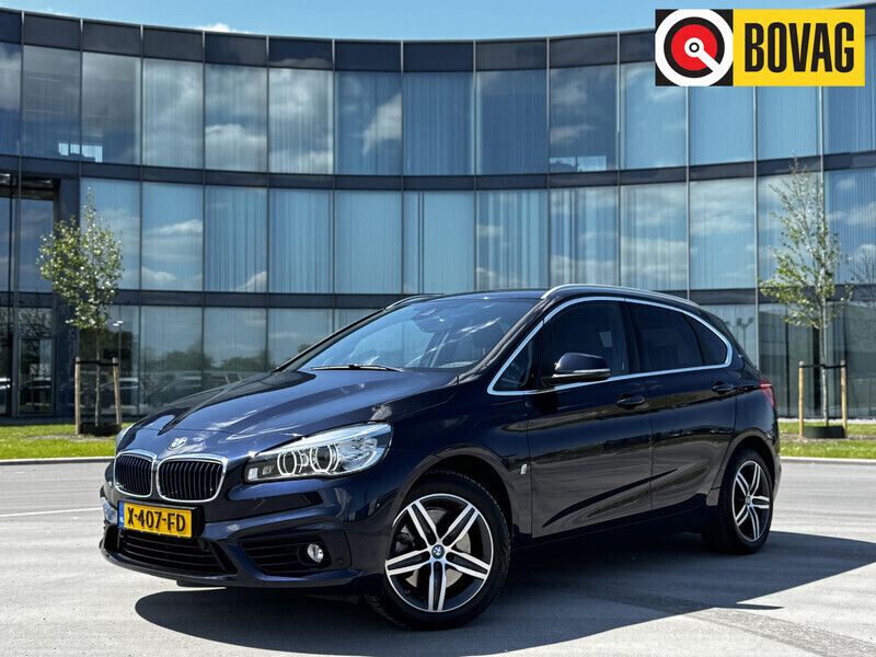 Blauw Gebruikt 2018 BMW 225 Active Tourer Executive MPV | € 19.880 (Eerlijke prijs) - Afbeelding 1/4