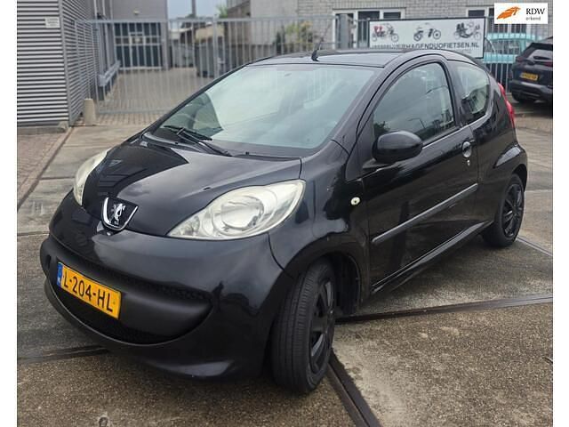 Zwart Gebruikt 2008 Peugeot 107 Hatchback | € 3.500 (Eerlijke prijs) - Afbeelding 1/4