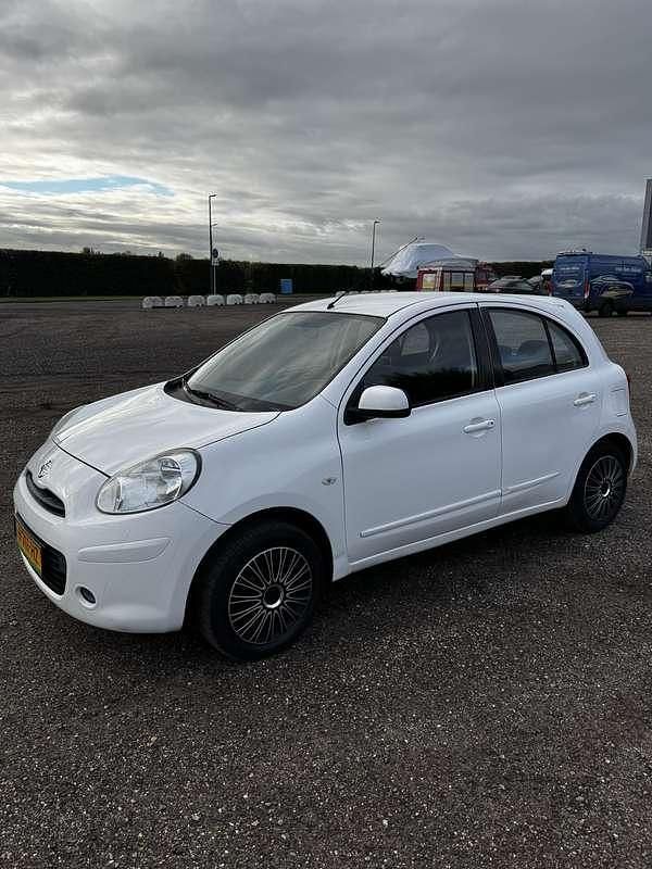 Gebruikt 2011 Nissan Micra Tekna Hatchback | € 3.700 (Goede deal) - Afbeelding 1/4