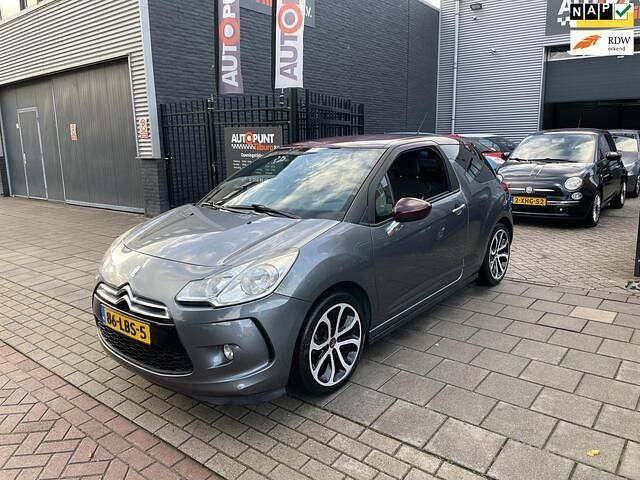 Grijs Gebruikt 2010 Citroën DS3 Chic Hatchback | € 1.499 (Super prijs) - Afbeelding 1/4