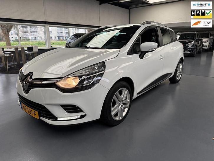 Gebruikt 2017 Renault Clio IV Zen Stationwagen | € 5.950 (Goede deal) - Afbeelding 1/4