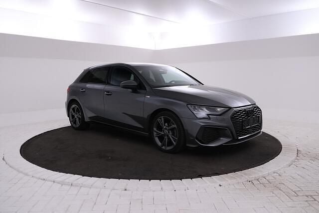 Occasion Audi A3 Sportback S-Line 116 PK (85 kW) 2022 Grijs Hatchback
