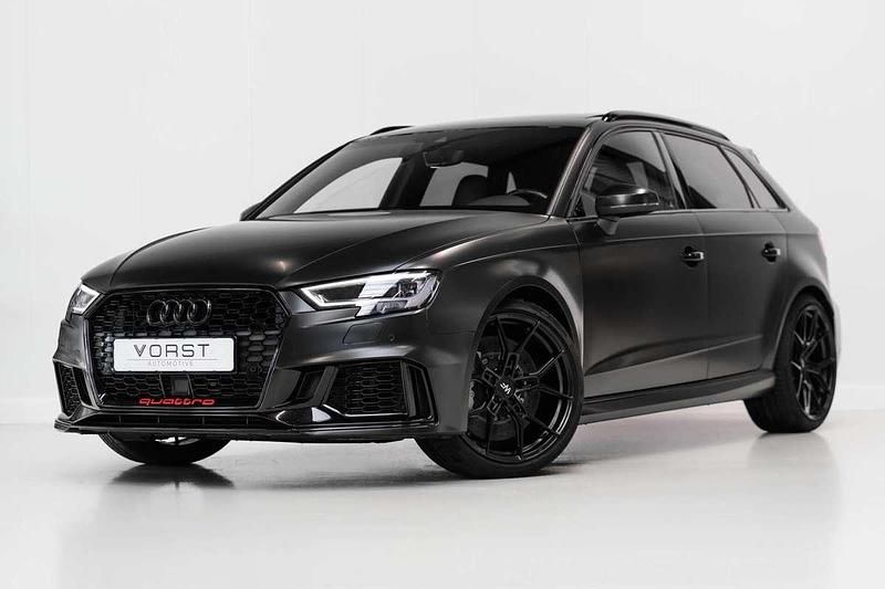 Zwart Occasion 2018 Audi RS3 Sedan | € 54.950 (Duur) - Afbeelding 1/4