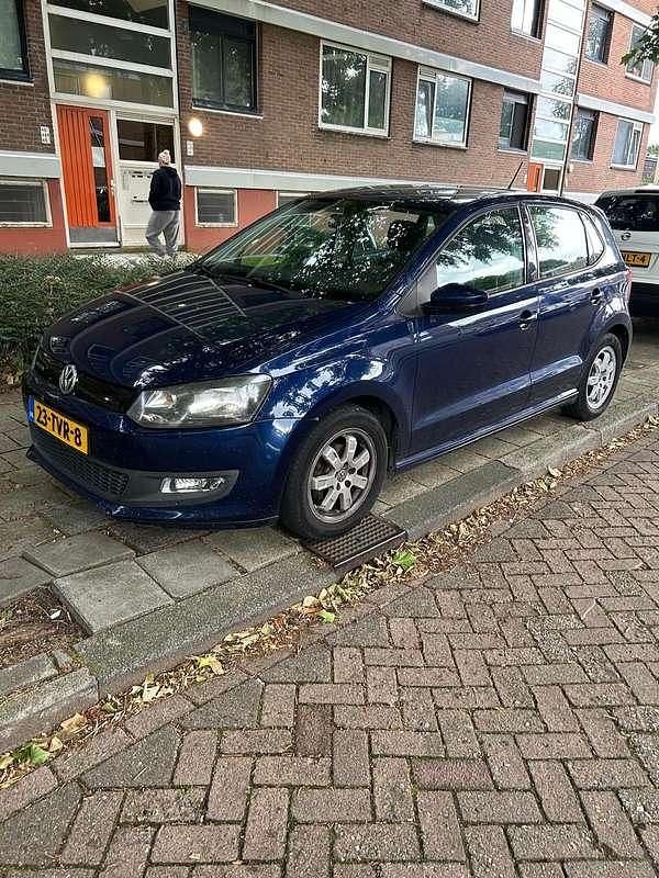 Gebruikt 2012 VW Polo Trendline Sedan | € 4.000 (Eerlijke prijs) - Afbeelding 1/4