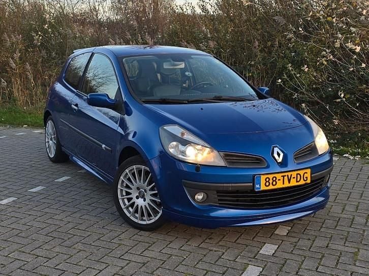Occasion Renault Clio III Initiale 137 PK (100 kW) 2007