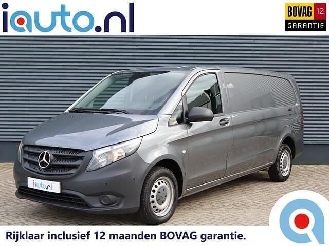 Grijs Gebruikt 2022 Mercedes Vito Van | € 27.745 (Eerlijke prijs) - Afbeelding 1/4