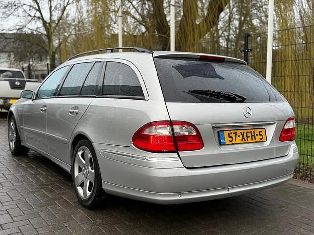 Occasion Mercedes E320 Avantgarde 204 PK (150 kW) 2004 Grijs (metallic) Stationwagen