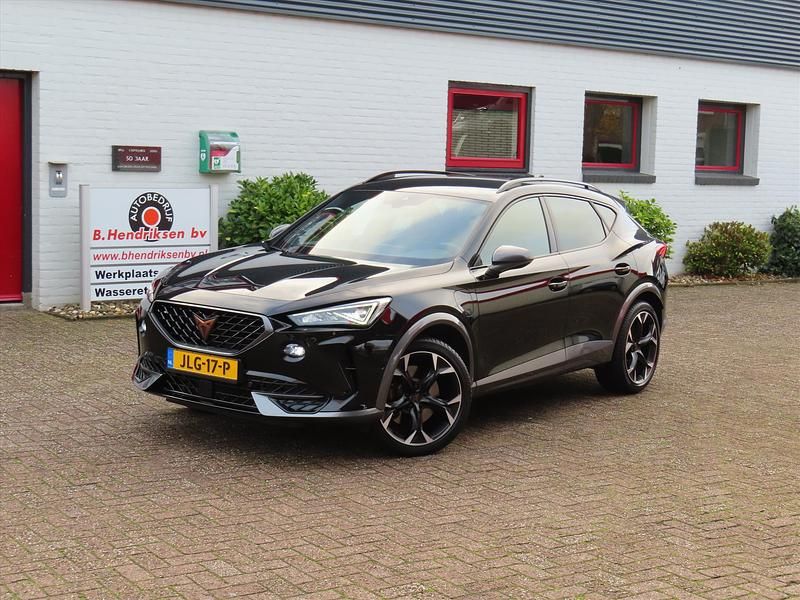Zwart Gebruikt 2022 Cupra Formentor VZ SUV | € 29.400 (Eerlijke prijs) - Afbeelding 1/4