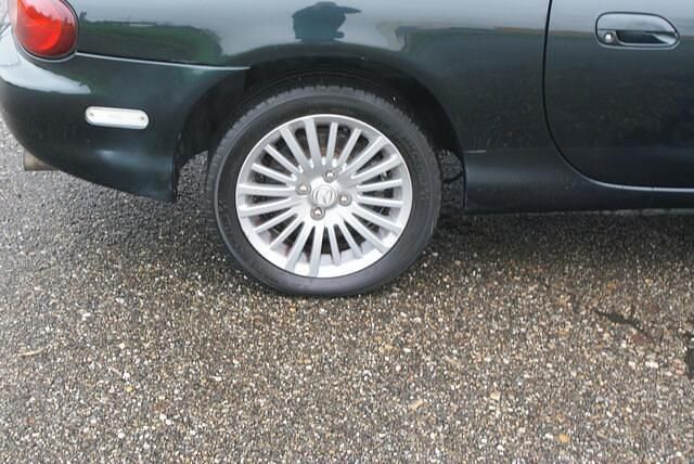 Occasion Mazda MX5 Dynamic 146 PK (107 kW) 2004 Groen (metallic) Cabriolet