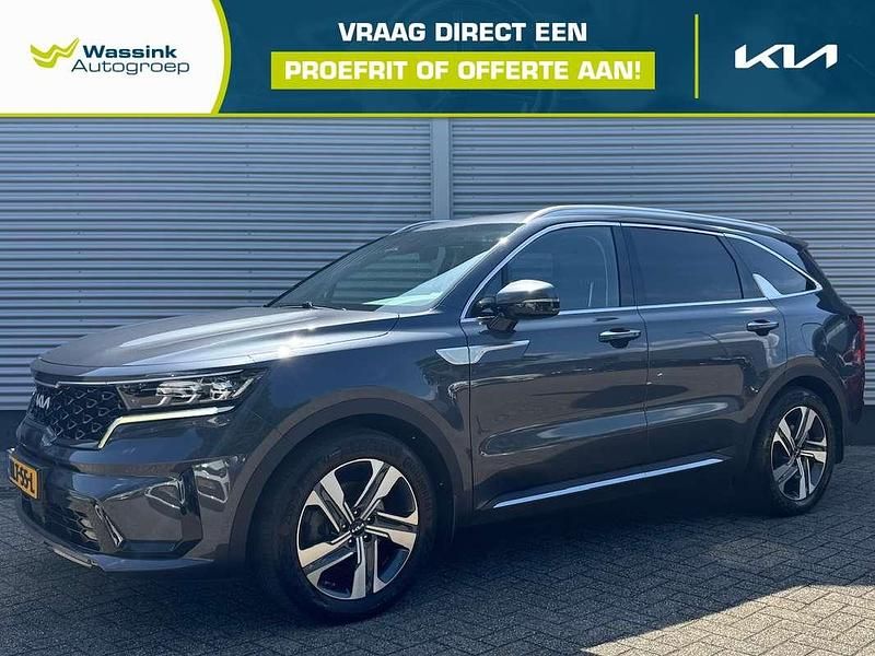 Zwart, metallic lak Gebruikt 2022 Kia Sorento 2 SUV | € 46.900 (Eerlijke prijs) - Afbeelding 1/4