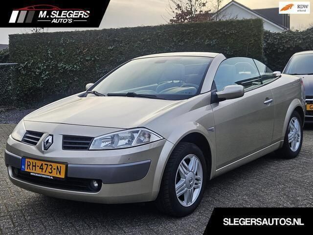Bruin Gebruikt 2005 Renault Mégane Cabriolet Authentique Cabriolet | € 1.950 (Eerlijke prijs) - Afbeelding 1/4