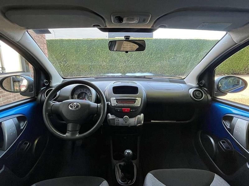 Occasion Toyota Aygo Comfort 68 PK (50 kW) 2013 Blauw Hatchback