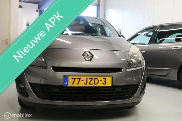 Gebruikt 2009 Renault Grand Scénic III Expression MPV | € 3.499 (Iets duurder) - Afbeelding 1/4