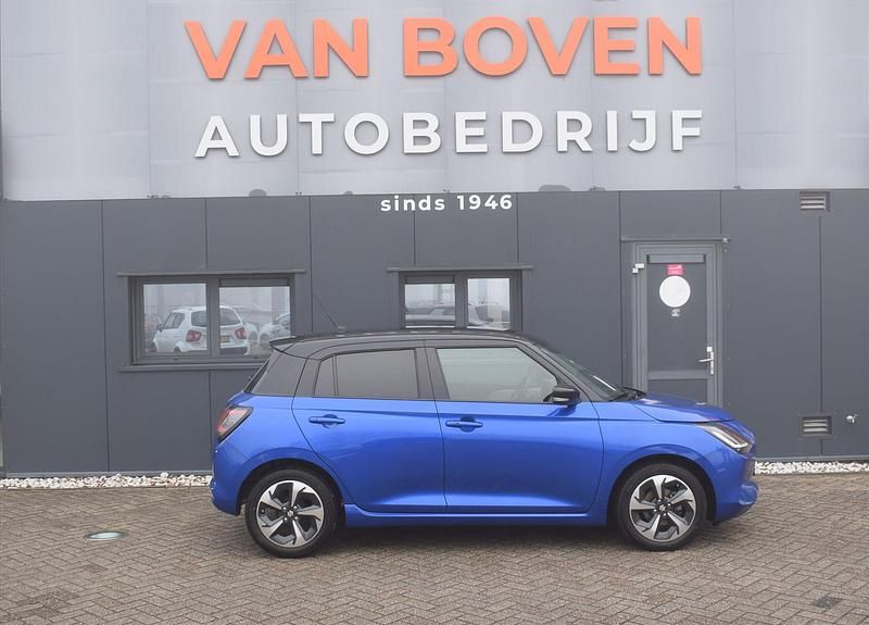 Occasion Suzuki Swift Style 82 PK (60 kW) 2024 Blauw Hatchback