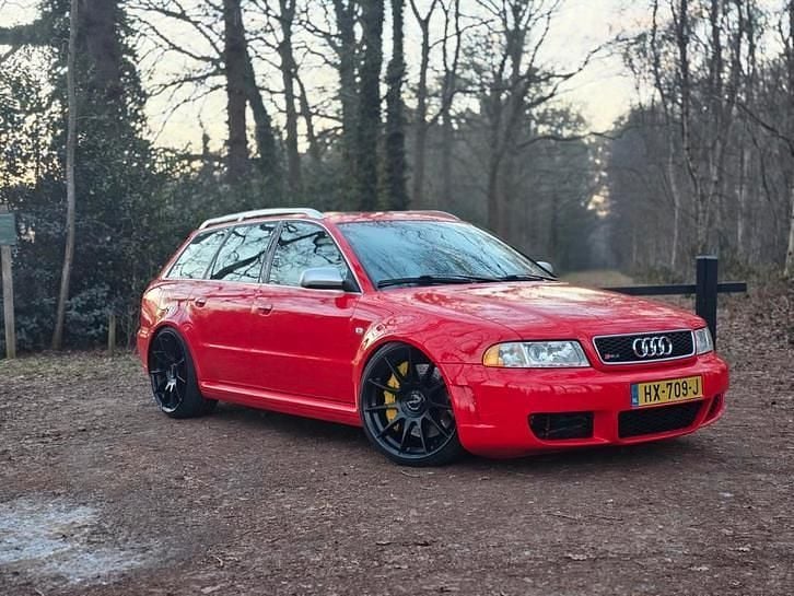 Occasion Audi RS4 540 PK (397 kW) 2001 Rood Stationwagen