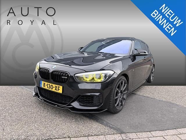 Zwart Gebruikt 2019 BMW M140 Executive Hatchback | € 32.995 (Goede deal) - Afbeelding 1/4