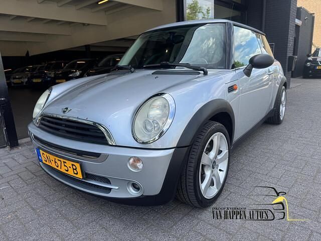 Occasion Mini ONE 90 PK (66 kW) 2005 Grijs Hatchback