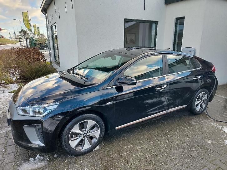 Gebruikt 2019 Hyundai Ioniq Premium Hatchback | € 8.500 (Goede deal) - Afbeelding 1/4