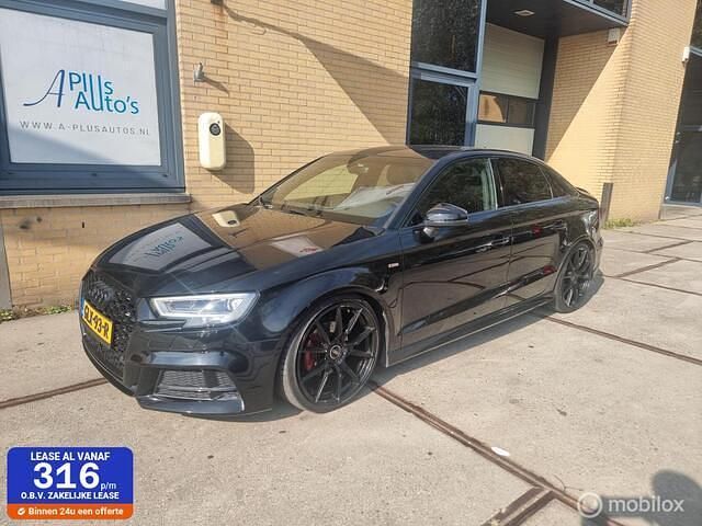 Zwart Gebruikt 2017 Audi A3 Sport Sedan | € 18.495 (Eerlijke prijs) - Afbeelding 1/4
