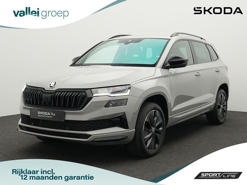Grijs Gebruikt 2024 Skoda Karoq Business Line SUV | € 40.800 (Duur) - Afbeelding 1/4