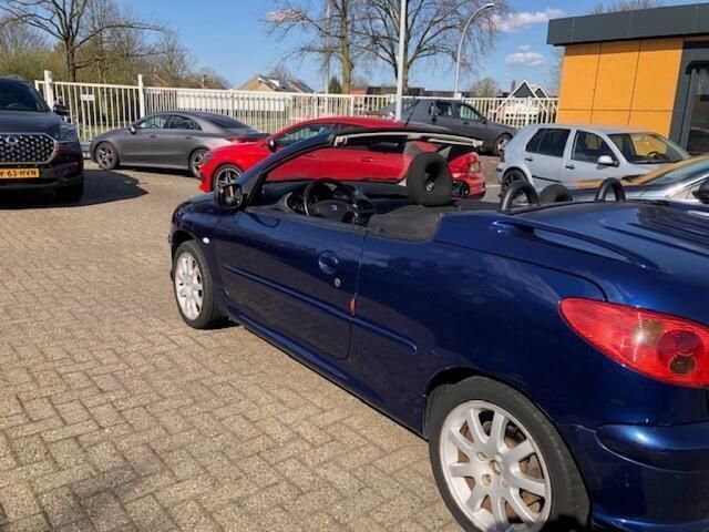 Occasion Peugeot 206 CC 136 PK (100 kW) 2005 Blauw Cabriolet