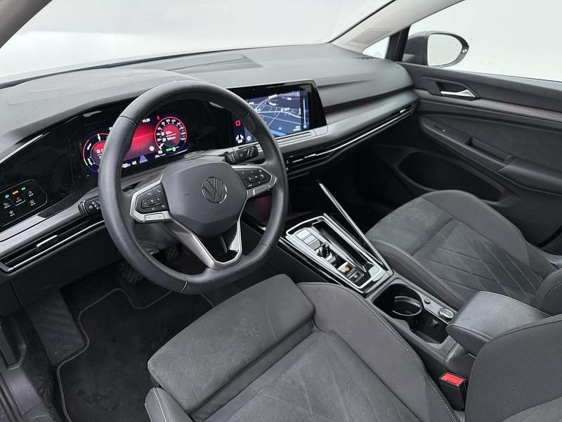 Occasion VW Golf VIII Style 204 PK (150 kW) 2023 Grijs Hatchback