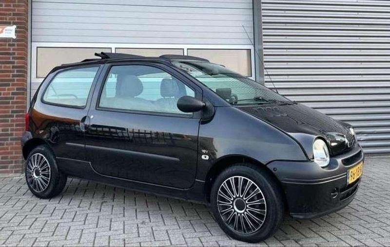 Zwart Gebruikt 2007 Renault Twingo Hatchback | € 900 (Goede deal) - Afbeelding 1/4