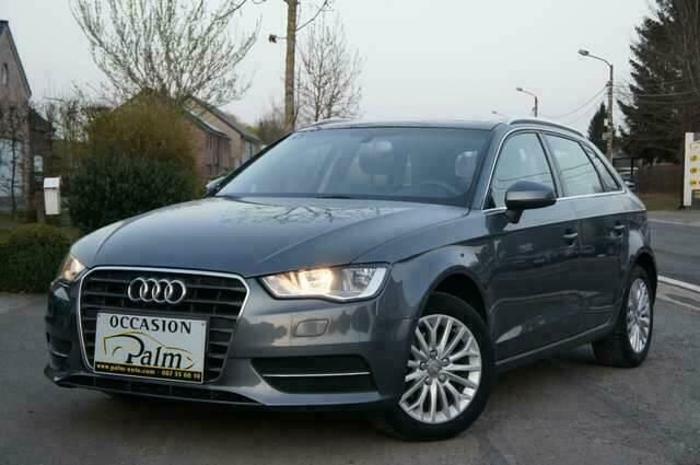Grijs Gebruikt 2014 Audi A3 Ambiente Sedan | € 13.500 (Super prijs) - Afbeelding 1/4