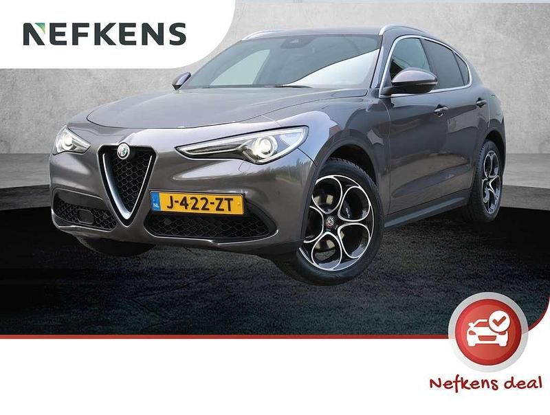 Grijs Gebruikt 2019 Alfa Romeo Stelvio Tech Edition SUV | € 29.800 (Super prijs) - Afbeelding 1/3