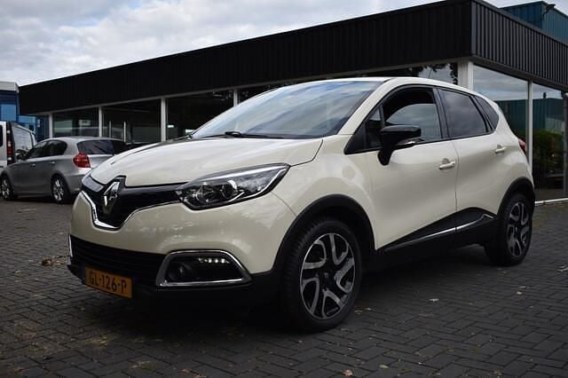 Bruin Gebruikt 2015 Renault Captur Dynamique SUV | € 7.850 (Eerlijke prijs) - Afbeelding 1/4