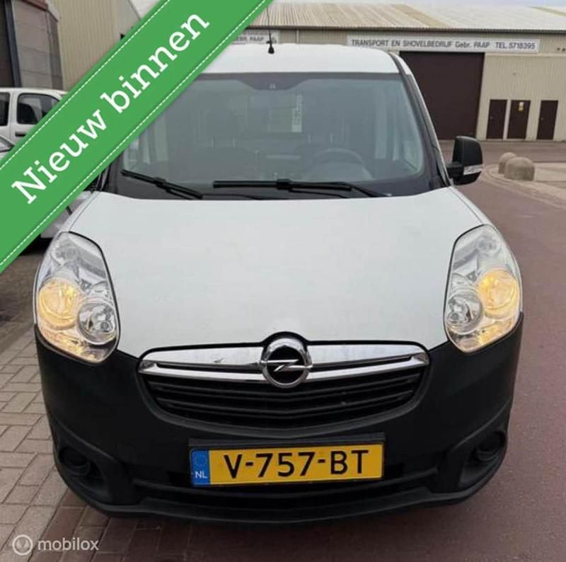 Gebruikt 2016 Opel Combo Sedan | € 5.850 (Goede deal) - Afbeelding 1/4