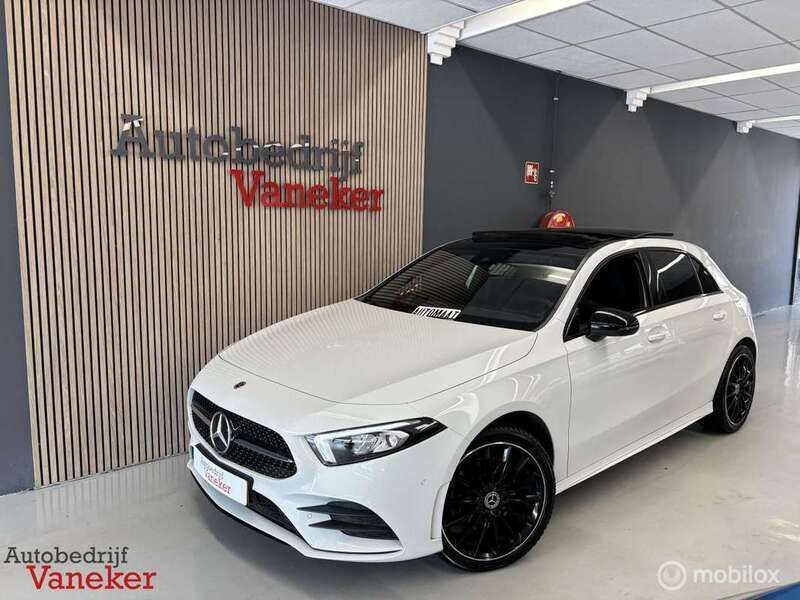 Wit Gebruikt 2022 Mercedes A250 AMG line Hatchback | € 34.950 (Eerlijke prijs) - Afbeelding 1/4