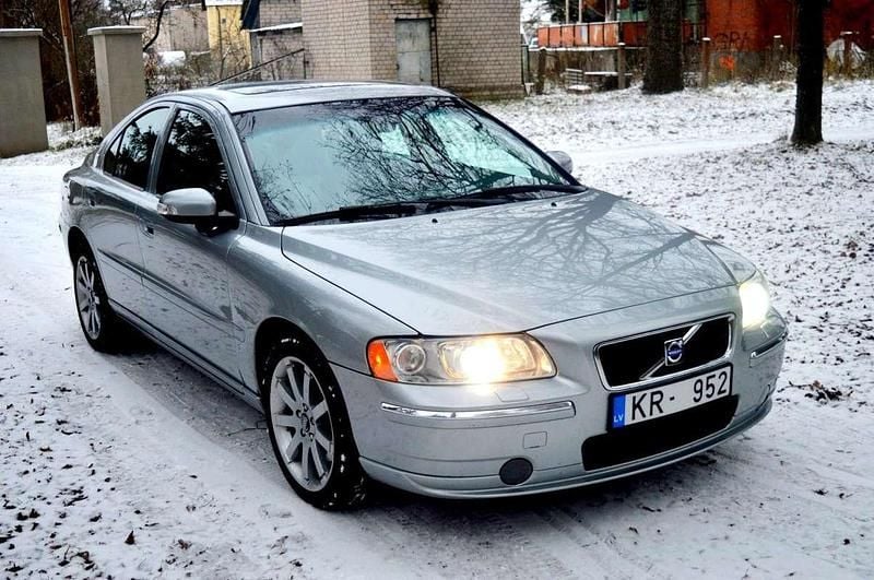 Gebruikt 2007 Volvo S60 Summum Sedan | € 4.850 (Eerlijke prijs) - Afbeelding 1/4