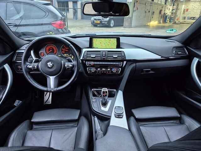 Occasion BMW 330 Executive 259 PK (190 kW) 2015 Grijs (metallic) Stationwagen