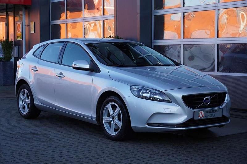 Occasion Volvo V40 Kinetic 150 PK (110 kW) 2013 Grijs Hatchback