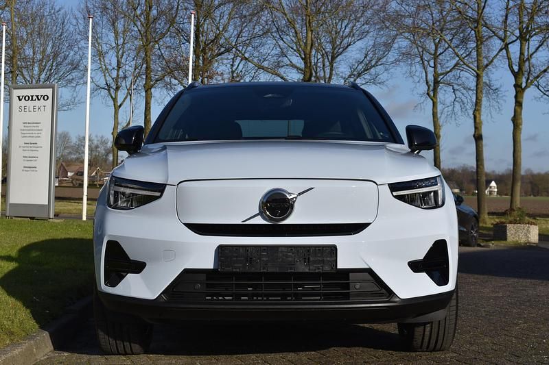 Occasion Volvo EX40 Plus 185 kW (252 PK) 2025 Blauw SUV