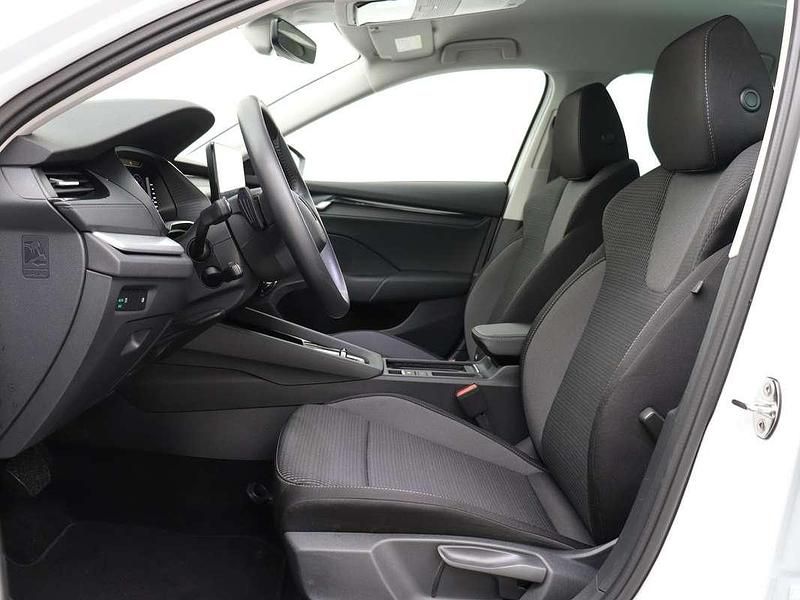 Occasion Skoda Octavia Business Line 150 PK (110 kW) 2025 Wit Stationwagen