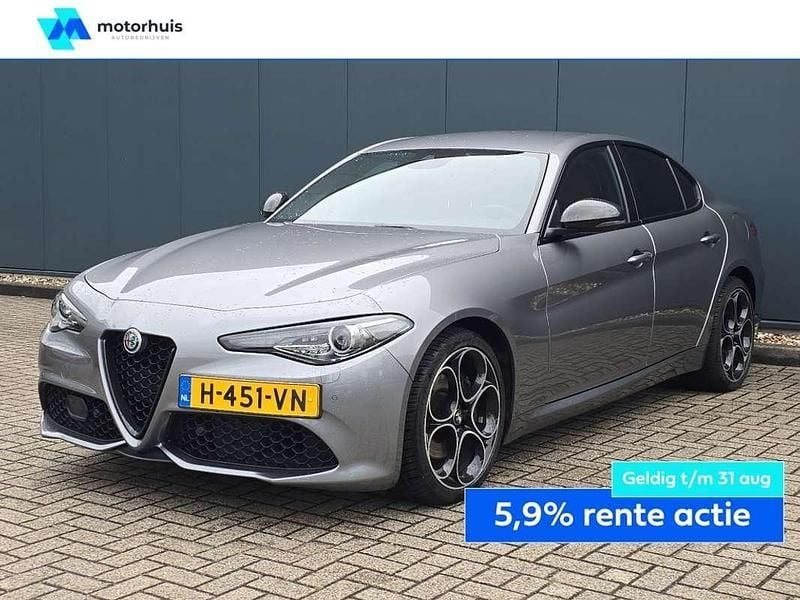Grijs Gebruikt 2020 Alfa Romeo Giulia Super Sedan | € 35.930 (Iets duurder) - Afbeelding 1/4