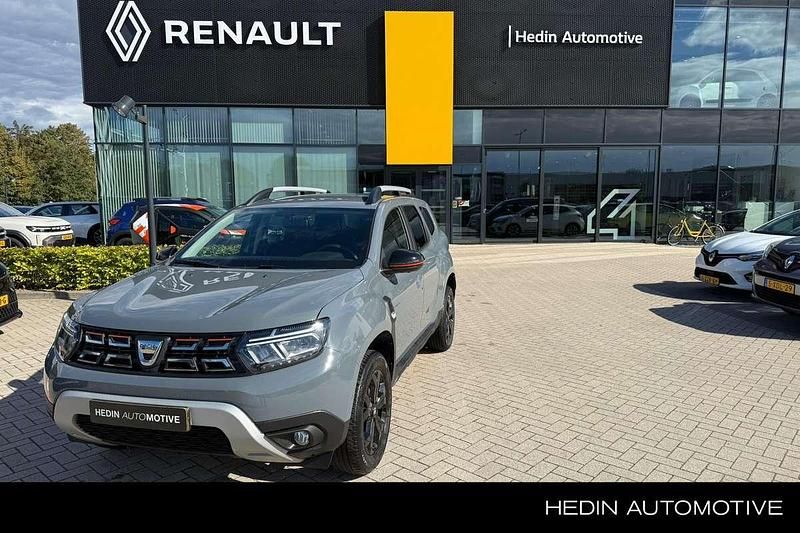 Grijs Gebruikt 2022 Dacia Duster Extreme SUV | € 22.950 (Iets duurder) - Afbeelding 1/3