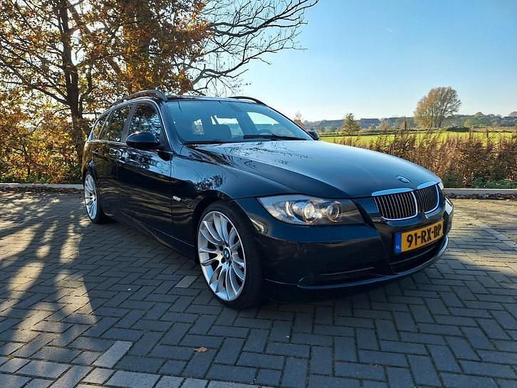 Gebruikt 2005 BMW 325 Stationwagen | € 7.250 (Eerlijke prijs) - Afbeelding 1/4