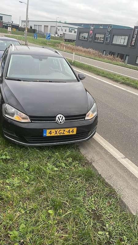 Occasion 2025 VW Golf Comfortline Sedan | € 9.000 - Afbeelding 1/4