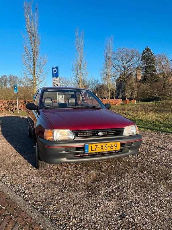 Gebruikt 1995 Toyota Starlet XLi Hatchback | € 3.500 - Afbeelding 1/4