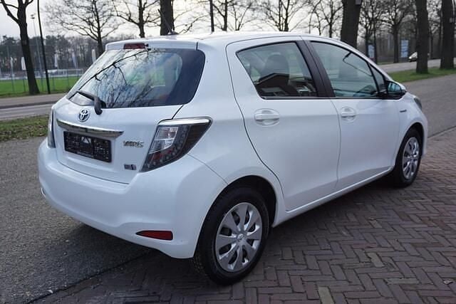 Occasion Toyota Yaris 101 PK (74 kW) 2013 Wit Hatchback