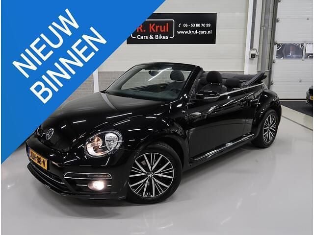 Zwart Gebruikt 2017 VW Beetle Sound Cabriolet | € 20.950 (Eerlijke prijs) - Afbeelding 1/4