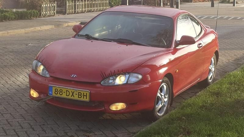 Occasion Hyundai Coupé 139 PK (102 kW) 2000 Rood Coupé