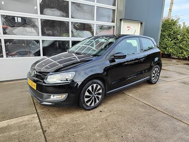 Zwart Occasion 2015 VW Polo Edition Hatchback | € 4.850 (Super prijs) - Afbeelding 1/4
