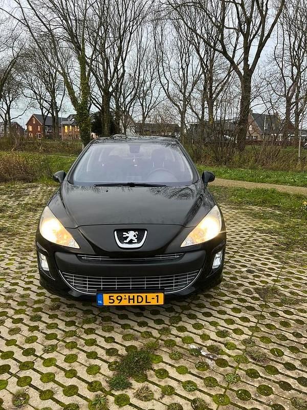 Occasion 2008 Peugeot 308 | € 2.750 (Goede deal) - Afbeelding 1/4